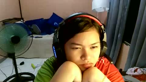 Snapshot of charlincadorna125 chatting on January 2026 10:19:01 AM Sweetieeche online show from January 2026 10:19:01 AM