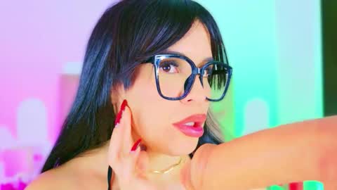 Charloott Evans online show from November 2025 07:54:01 AM