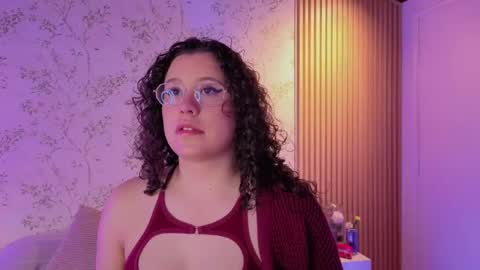 Snapshot of charlote__miller chatting on April 2026 12:37:01 PM You honey online show from April 2026 12:37:01 PM