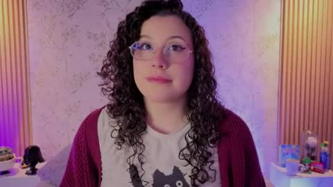 Snapshot of charlote__miller chatting on May 2026 12:23:02 PM You honey online show from May 2026 12:23:02 PM