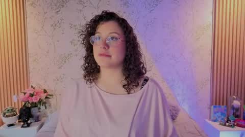 Snapshot of charlote__miller chatting on May 2026 12:21:02 PM You honey online show from May 2026 12:21:02 PM