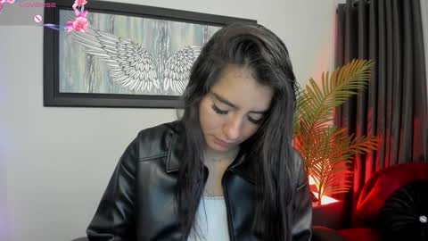 Charlote online show from January 2025 11:54:01 AM