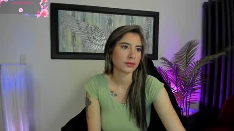 Charlote online show from February 2025 05:42:01 PM