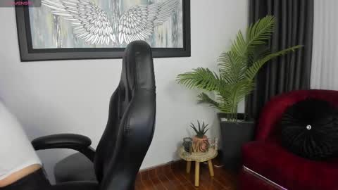 Charlote online show from March 2025 11:44:02 AM