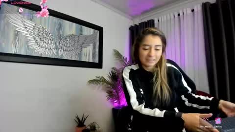 Charlote online show from September 2025 11:37:02 AM