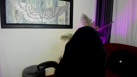 Charlote online show from October 2025 11:34:02 AM