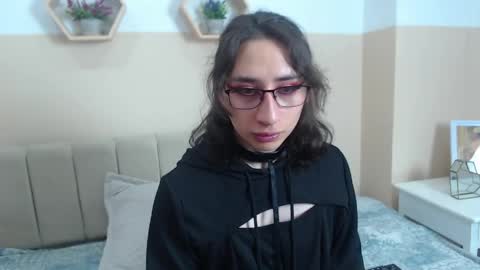 charlothe_dumont online show from April 2026 04:00:01 PM
