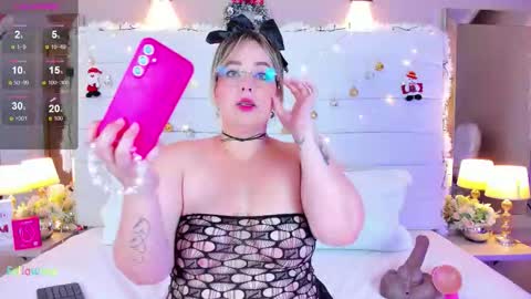 Snapshot of charlotte93x chatting on November 2025 11:35:01 AM Charlotte online show from November 2025 11:35:01 AM