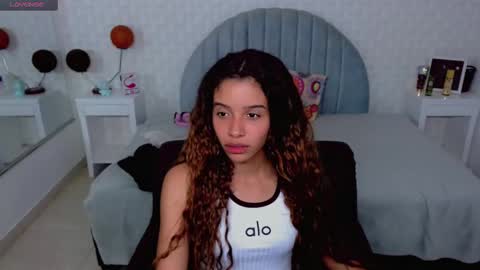 Snapshot of charlotte_0309 chatting on January 2025 12:06:02 AM charlotte online show from January 2025 12:06:02 AM