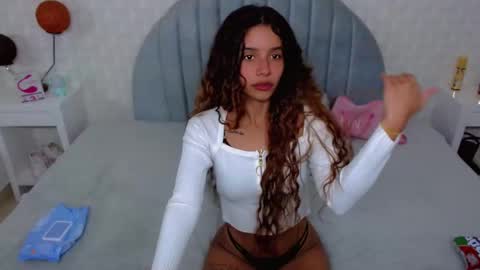 Snapshot of charlotte_0309 chatting on January 2025 03:37:01 AM charlotte online show from January 2025 03:37:01 AM