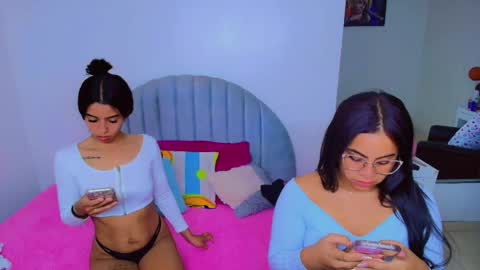 Snapshot of charlotte_0309 chatting on September 2025 05:06:02 AM charlotte online show from September 2025 05:06:02 AM