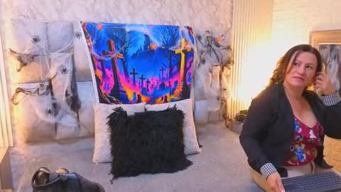 charlotte online show from October 2025 10:58:02 AM