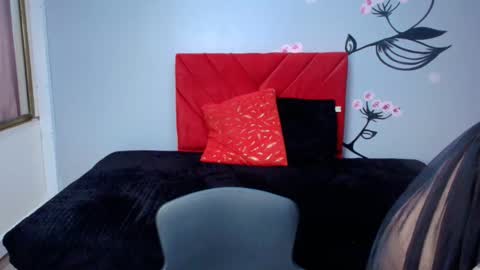 CHARLOTTE GRAY online show from October 2025 12:22:02 PM