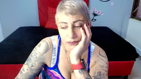 CHARLOTTE GRAY online show from November 2025 12:17:01 PM