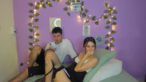 Snapshot of charlotte_queeen chatting on February 2025 10:33:01 PM Charlotte online show from February 2025 10:33:01 PM