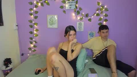 Snapshot of charlotte_queeen chatting on February 2025 10:42:01 PM Charlotte online show from February 2025 10:42:01 PM