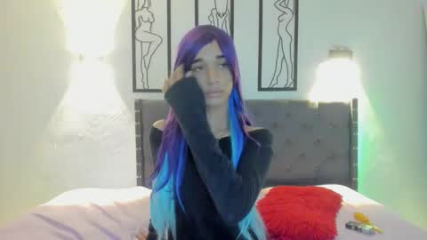 charlotte skiinny online show from December 2025 04:49:02 PM