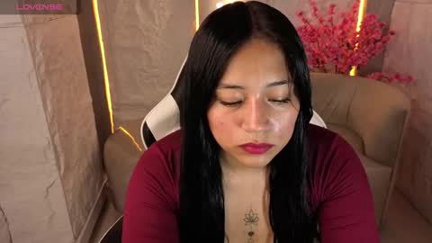 Snapshot of charlotte_tx chatting on September 2025 01:01:01 PM Online 800 to 1400 online show from September 2025 01:01:01 PM