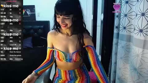 charlotte online show from October 2025 09:59:02 PM