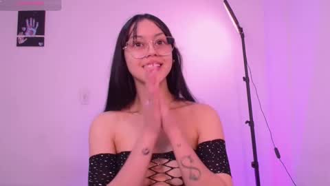 Snapshot of charlottegrayx chatting on February 2026 04:05:02 AM Charlotte online show from February 2026 04:05:02 AM