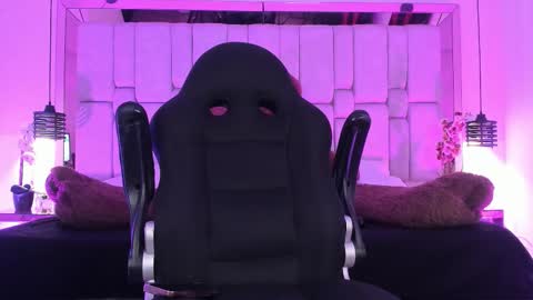 Charlotte online show from January 2026 03:43:02 AM