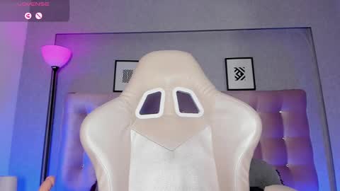 charlotterussel online show from December 2024 10:20:02 PM