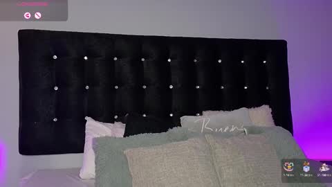 charlotterussel online show from December 2024 09:11:02 PM