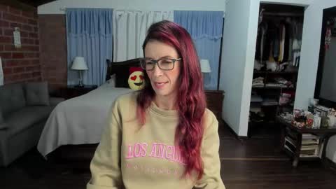 Charlotte online show from November 2025 01:06:01 AM