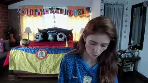 Snapshot of charlottewillson chatting on June 2026 10:08:01 PM Charlotte online show from June 2026 10:08:01 PM
