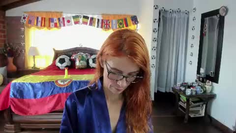 Snapshot of charlottewillson chatting on June 2026 04:09:02 PM Charlotte online show from June 2026 04:09:02 PM