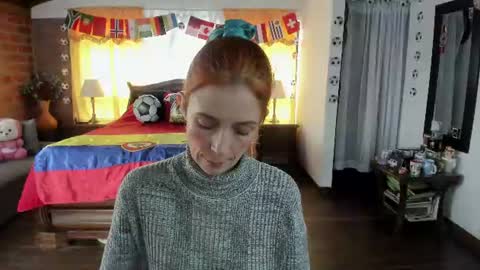 Snapshot of charlottewillson chatting on June 2026 05:50:01 PM Charlotte online show from June 2026 05:50:01 PM