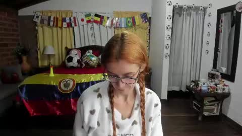 Snapshot of charlottewillson chatting on June 2026 12:37:01 AM Charlotte online show from June 2026 12:37:01 AM