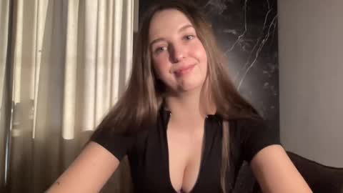 Snapshot of charlottexgold chatting on March 2026 03:37:01 PM CharlotteXGold online show from March 2026 03:37:01 PM