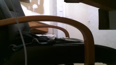 charly052 online show from December 2025 04:23:02 PM