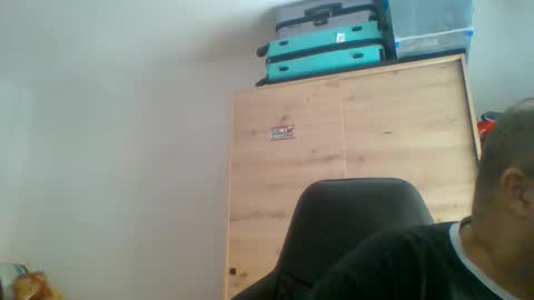 charly online show from January 2026 11:04:01 AM