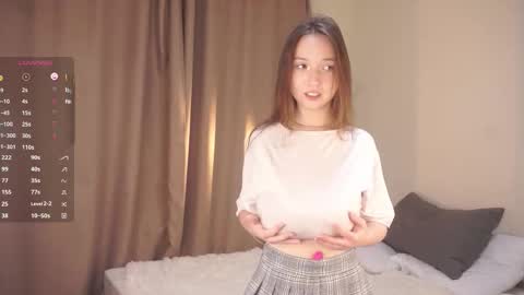 Sofia online show from November 2025 04:40:01 PM