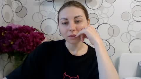 Snapshot of charming__chick chatting on June 2026 04:16:02 PM charming__chick online show from June 2026 04:16:02 PM