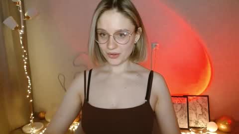Michelle  online show from January 2025 03:16:01 AM