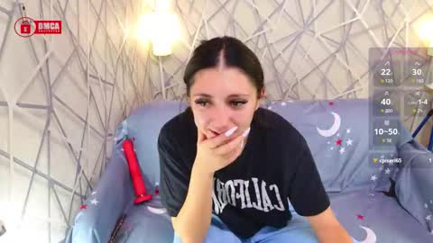 CharmingLIA online show from November 2025 05:15:01 PM