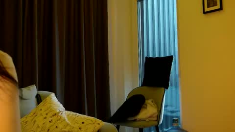 katie online show from February 2026 07:25:02 AM