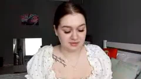 Emma online show from June 2026 07:40:02 AM