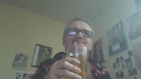 Snapshot of chatubatelee555 chatting on October 2025 09:48:02 PM lee online show from October 2025 09:48:02 PM