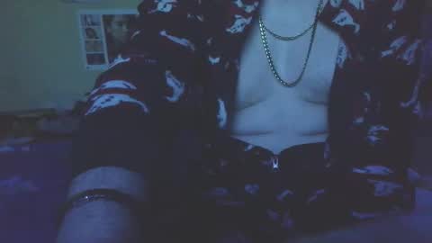 Snapshot of chatubatelee555 chatting on October 2025 02:11:02 AM lee online show from October 2025 02:11:02 AM