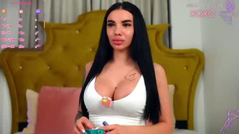 Snapshot of chaturbarbie_ chatting on June 2026 10:19:02 PM Velma online show from June 2026 10:19:02 PM