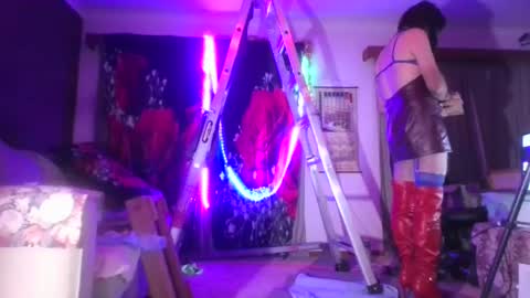 We Chat online show from May 2026 02:32:01 PM