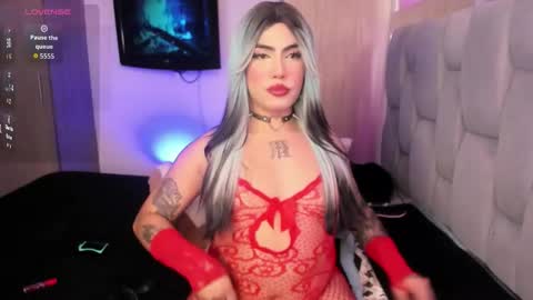 Sophie  online show from January 2026 05:40:01 PM