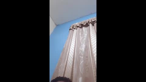 Snapshot of chavo82 chatting on June 2026 02:33:02 AM chavo82 online show from June 2026 02:33:02 AM