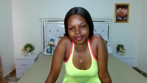 Cheyenne online show from October 2025 05:07:02 AM