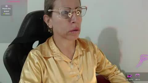 CHAYLA VICTORIA RUIZ  online show from July 2026 09:59:01 AM
