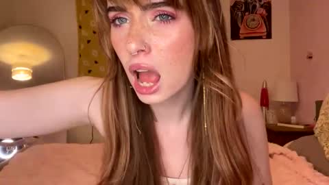 Snapshot of cheekykatx chatting on October 2025 05:14:02 PM cheekykatx online show from October 2025 05:14:02 PM